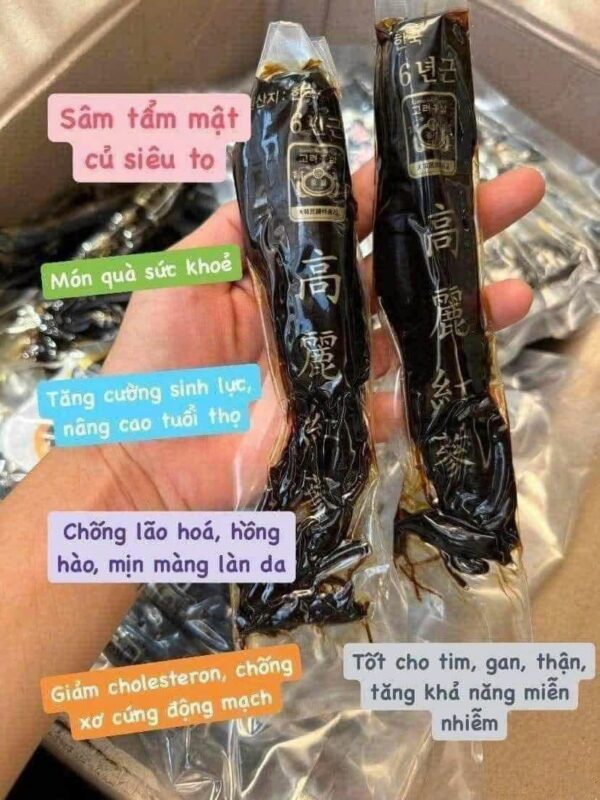 🆗Sâm tẩm mật ong thơm ngon 500g / 1 túi ĂN LÀ NGHIỀN 🔺sâm tẩm mật ong 100%국내산 ➗Cực tốt cho sức khỏe và cực kỳ tiện lợi. ĐÓNG gói tách rời từng củ có thể mang theo khi đi làm. ➗Lúc mệt mỏi làm 1 miếng là lại tràn đầy năng lượng. Tiếp năng lượng mọi lúc mọi nơi. ➗Người già người trẻ đều có thể sử dụng. 💥Hồng sâm tẩm mật ong có vô vàn tác dụng tốt cho sức khỏe: 🔺Kích thích hoạt động của não 🔺Chống lão hóa và làm đẹp 🔺Tăng cường sức đề kháng 🔺Chống viêm dạ dày đại tràng 🔺Có lợi cho hoocmôn 🔺Chống lại tác hại của tia xạ, chống ung thư 🔺Tăng cường sinh lý 🔺Giảm mệt mỏi, tiêu tan stress 🔺Điều hòa huyết áp và giảm bệnh về tim mạch 🔺Bảo vệ chức năng gan 🔺Cải thiện bệnh phụ nữ 🔺Phòng chống bệnh loãng xương.