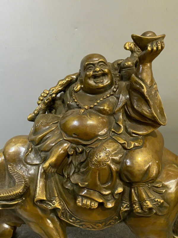 TÔN TƯỢNG DI LẶC C-ƯỠI TR-ÂU - Hình ảnh 2
