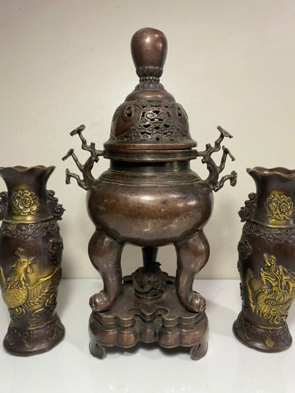 BỘ TAM SỰ ĐỒNG CŨ - Hình ảnh 3