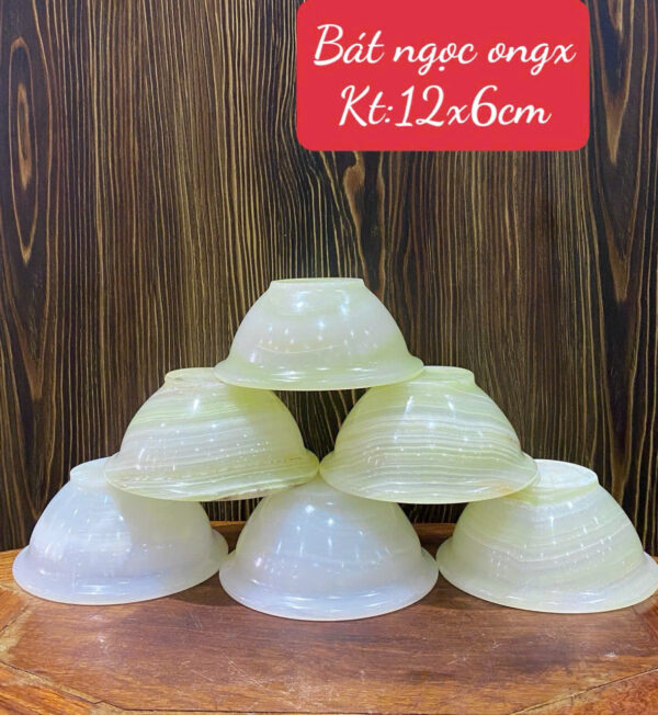 Bát ngọc onyx