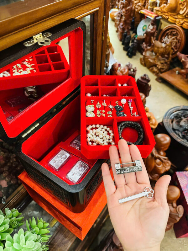 Hộp nữ trang - Hình ảnh 2