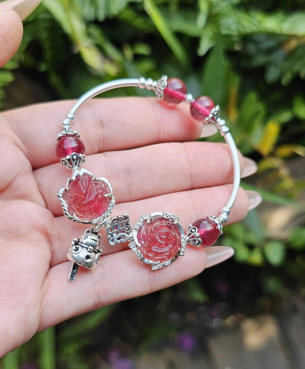Hồ ly và hoa mẫu đơn - Hình ảnh 2