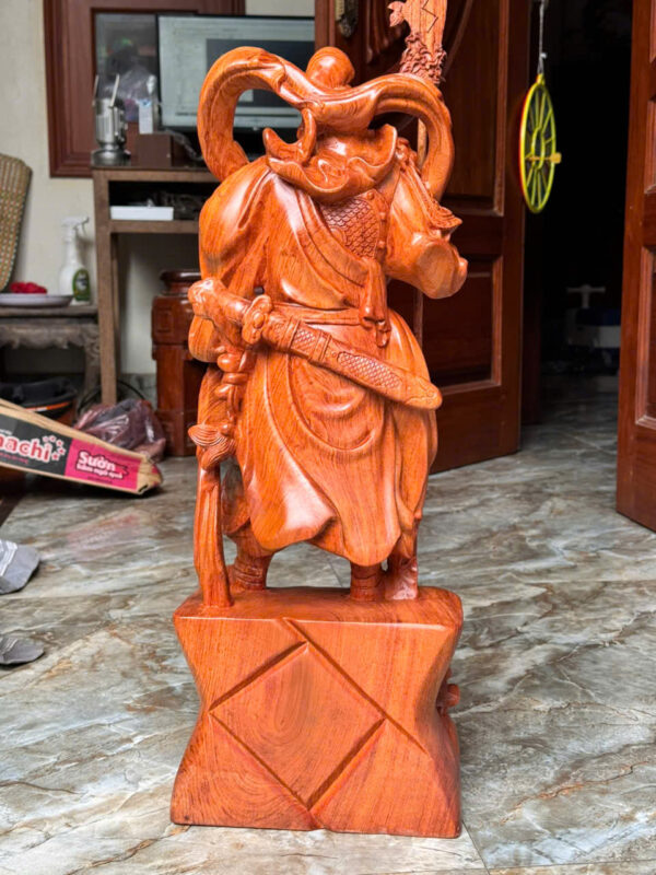 QUAN CÔNG TÀ BAY - Hình ảnh 2