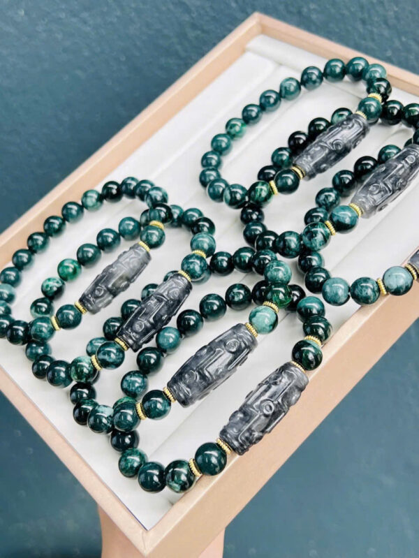 Đá 9 mắt ngọc ngà đen mix
