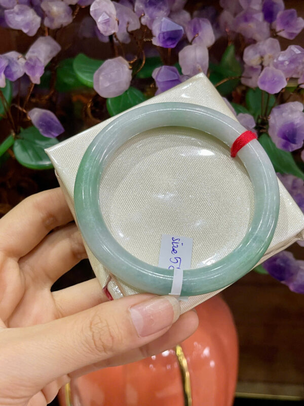 Vòng liền ngọc cẩm thạch