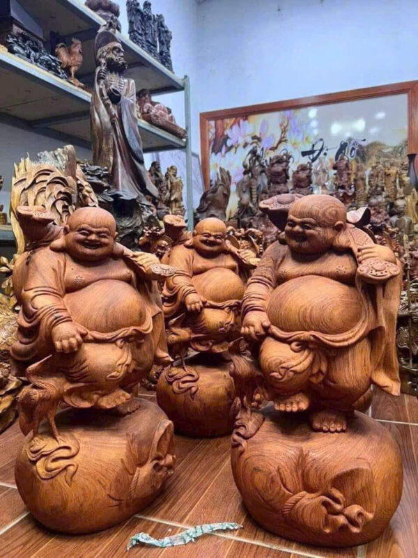 Di lặc dắt hạc