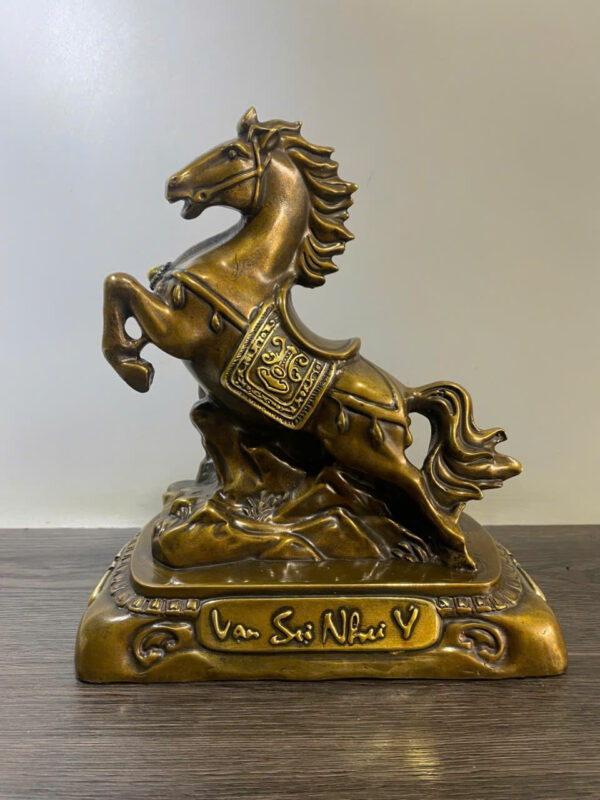 NGỰA  VẠN SỰ  NHƯ  Ý
