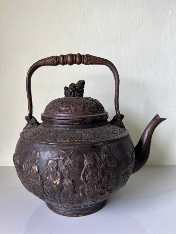 ẤM ĐỒNG CŨ XƯA