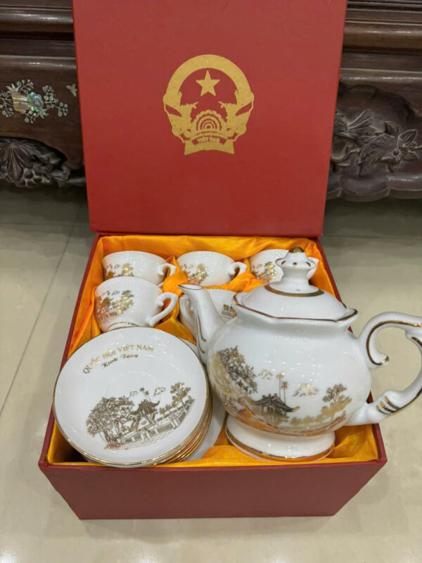 Ấm chén Quốc Hội Việt Nam - Hình ảnh 4