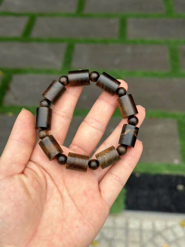 trúc indo đen thơm đậm