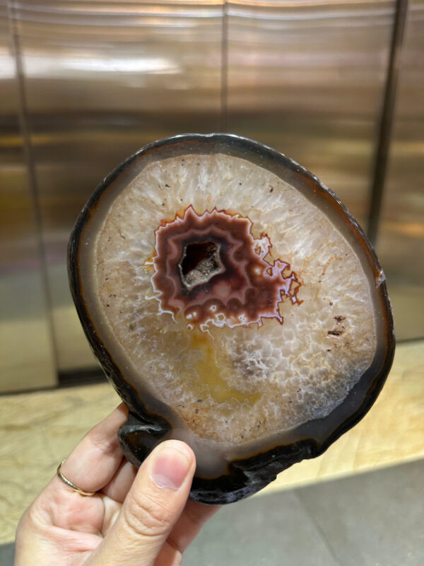 Mảnh ngọc mã não - Hình ảnh 2