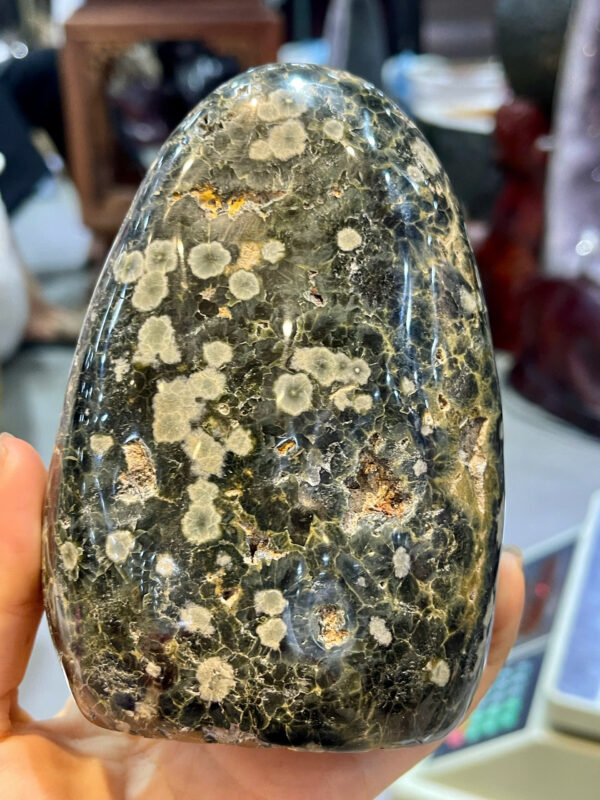 Khối cảnh ngọc mã não