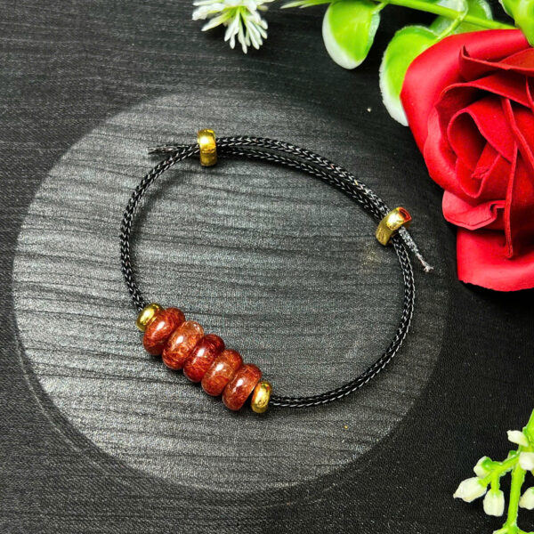 Cap ngũ điếu tóc đỏ - Hình ảnh 3