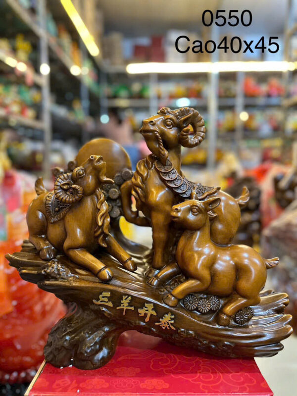Tác phẩm Dê Phong thuỷ - Hình ảnh 2