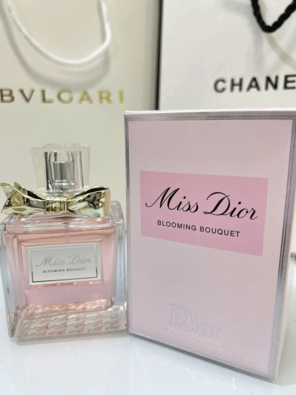 Nước hoa Miss Dior