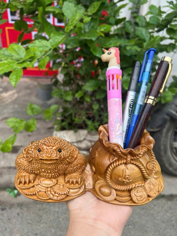 Cóc trấn hũ tiền