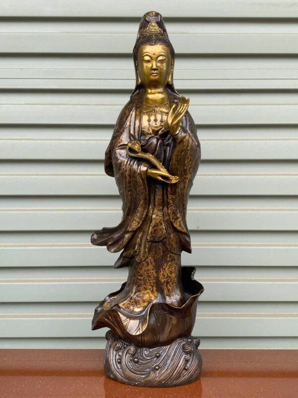 QUAN ÂM QUÁ HẢI