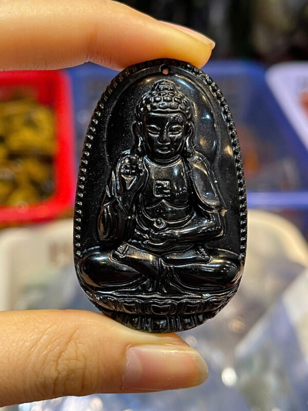 Phật Bản Mệnh Ngọc Onyx Đen