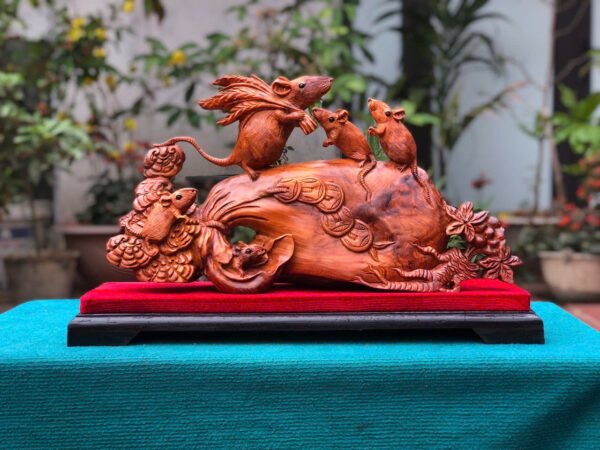 Gia đình chuột gỗ