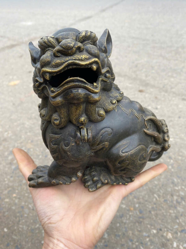 TRẦM NGHÊ  ĐỒNG  CŨ