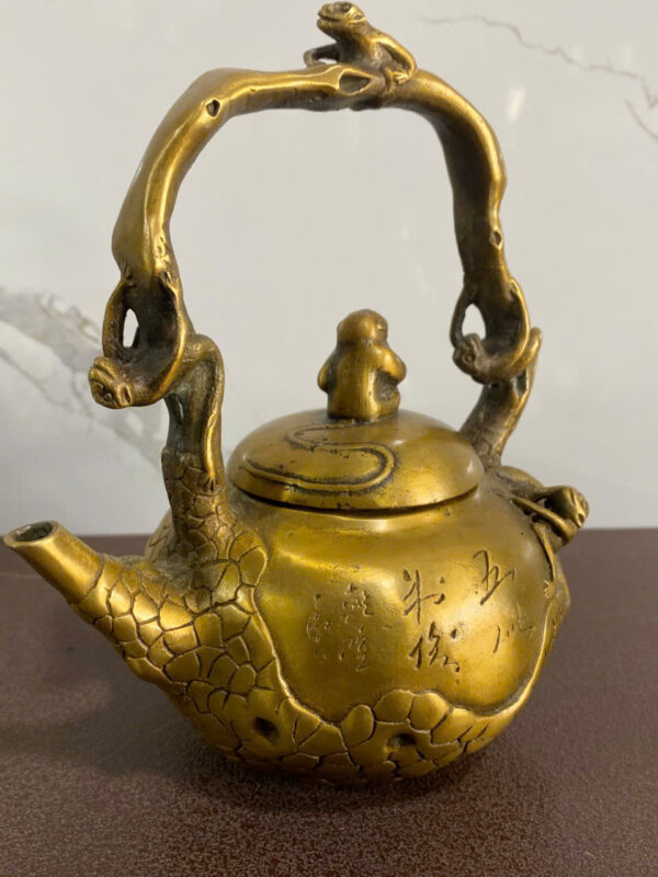 ẤM ĐỒNG KHỈ  VÀNG - Hình ảnh 2