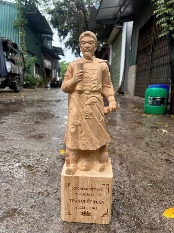 Trần quốc Tuấn
