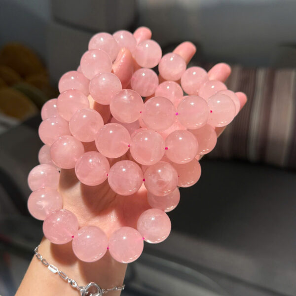 Vòng tay đá thạch anh hồng - Hình ảnh 5