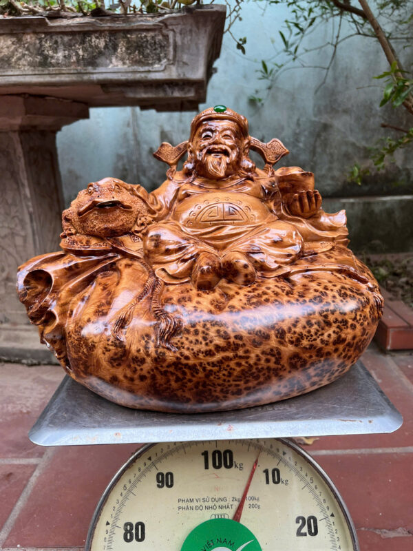 Thần tài gỗ nu ngọc am