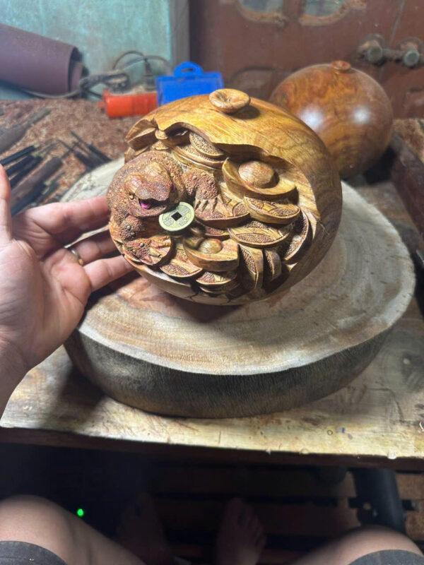 Bình phú quý thiềm thừ
