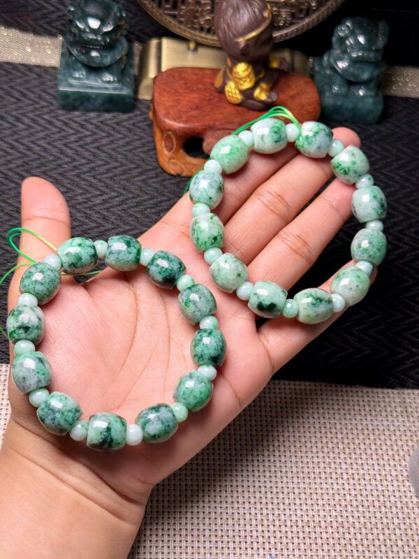 Vòng lu thống ngọc cẩm thạch A
