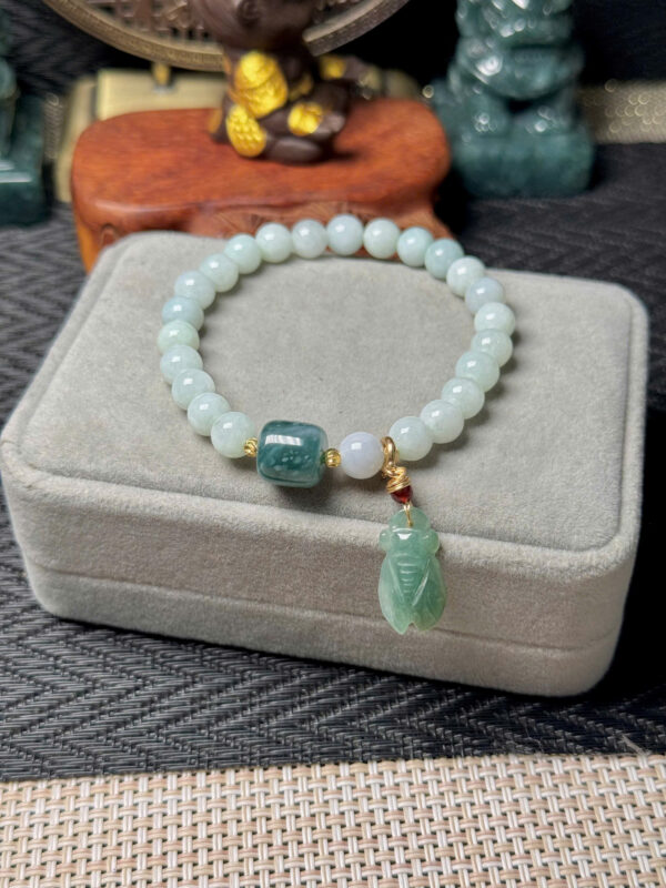Vòng ngọc cẩm thạch A