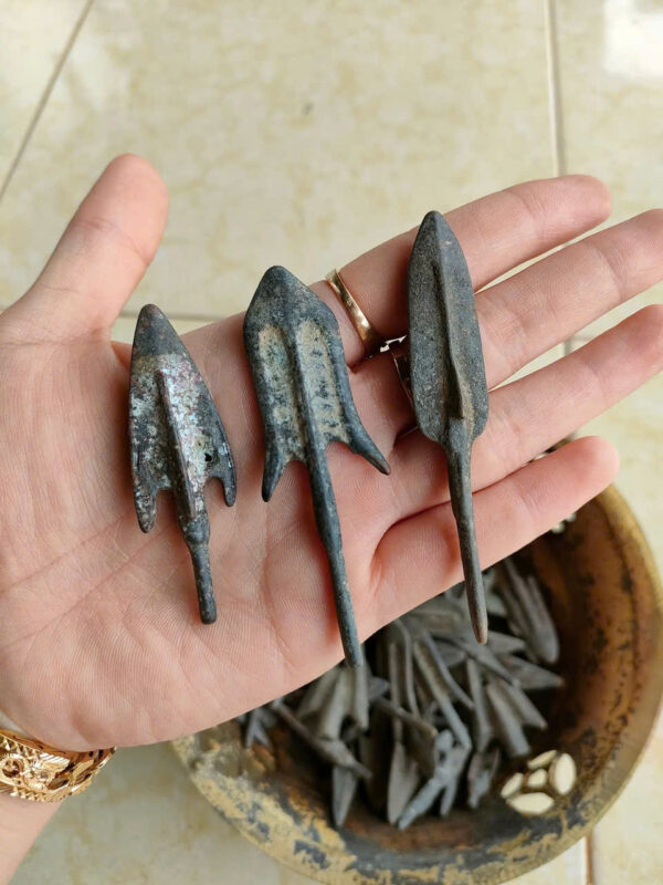 40 mũi giáo đồng cũ xưa - Hình ảnh 5