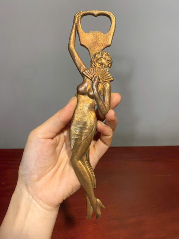 KHUI  BIA  ĐỒNG