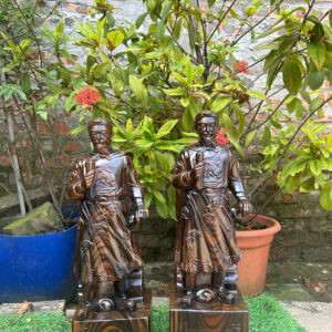 Trần quốc tuấn gỗ