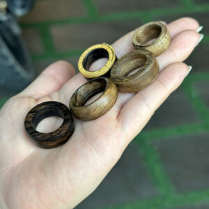 nhẫn trầm banh indo