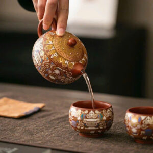 Bộ ấm chén tử sa