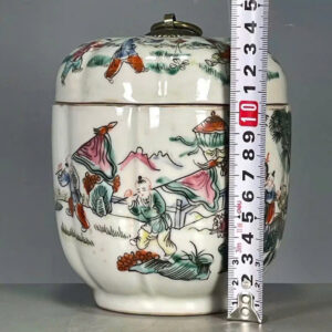 Hũ gốm sưu tầm