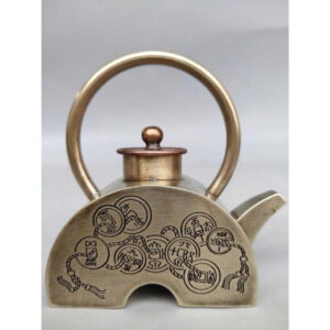 ấm Đồng Tử Hiếu độc lạ