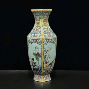 Bình Hoa điểu tứ thời