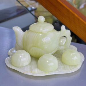 Tách trà chạm lá sen lớn đá ngọc onix xanh