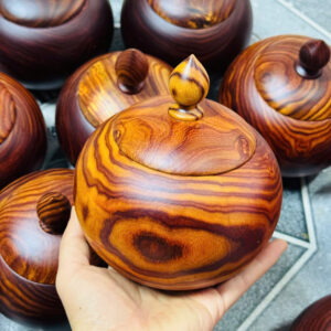 Hũ đựng hạt gỗ trắc