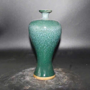 Bình gốm men xanh lục