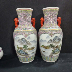 Cặp lục bình sơn thuỷ hữu tình gốm sứ