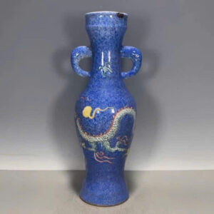 Bình sưu tầm hai tai