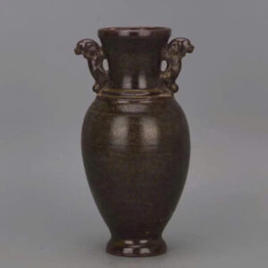 Bình Hai Tai sưu tầm