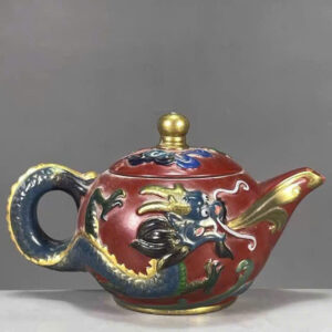 Ấm trà tích rồng