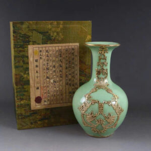 bình gốm sứ men xanh ngọc bích